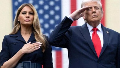 特朗普中风？美国记者细看一段视频发现异常，质疑白宫隐瞒真相