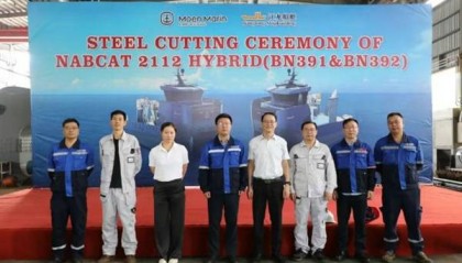 江龙船艇特种船舶走向世界