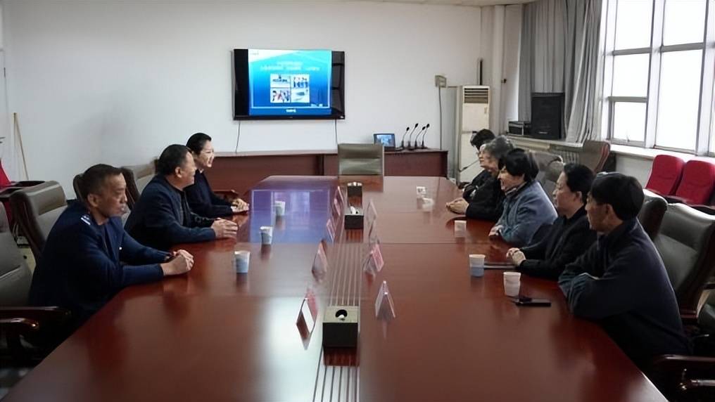河北金融学院与河北保定交通运输集团联合开展主题党日活动