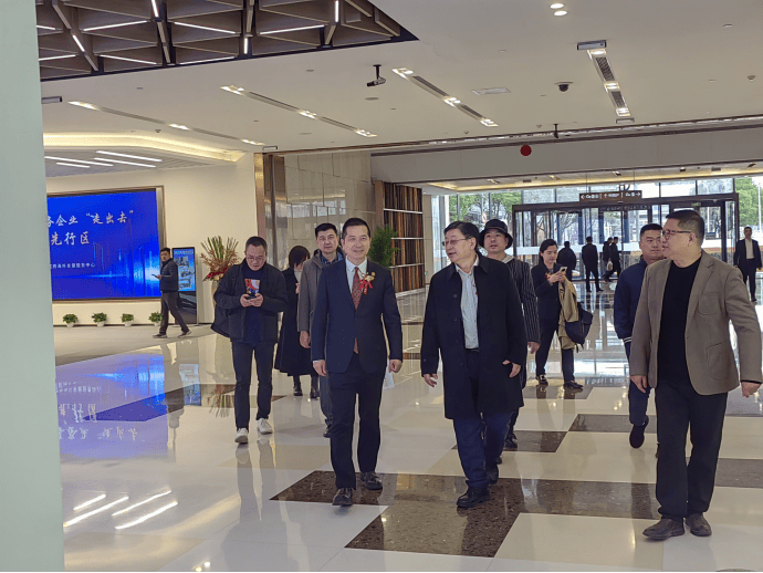 才聚上海，智创未来 ——全球博士联合会（GDA）上海分会成立， 助力上海经济高质量发展