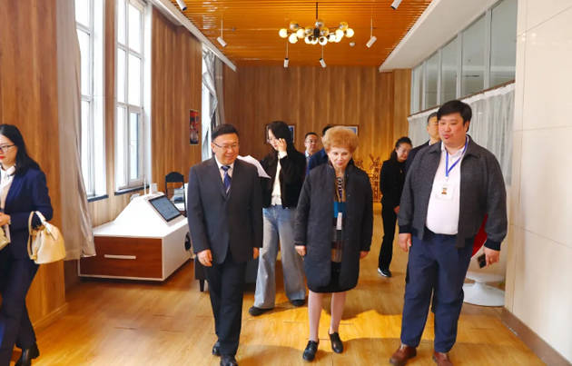 俄罗斯乌德穆尔特国立大学同哈尔滨金融学院开展务实合作