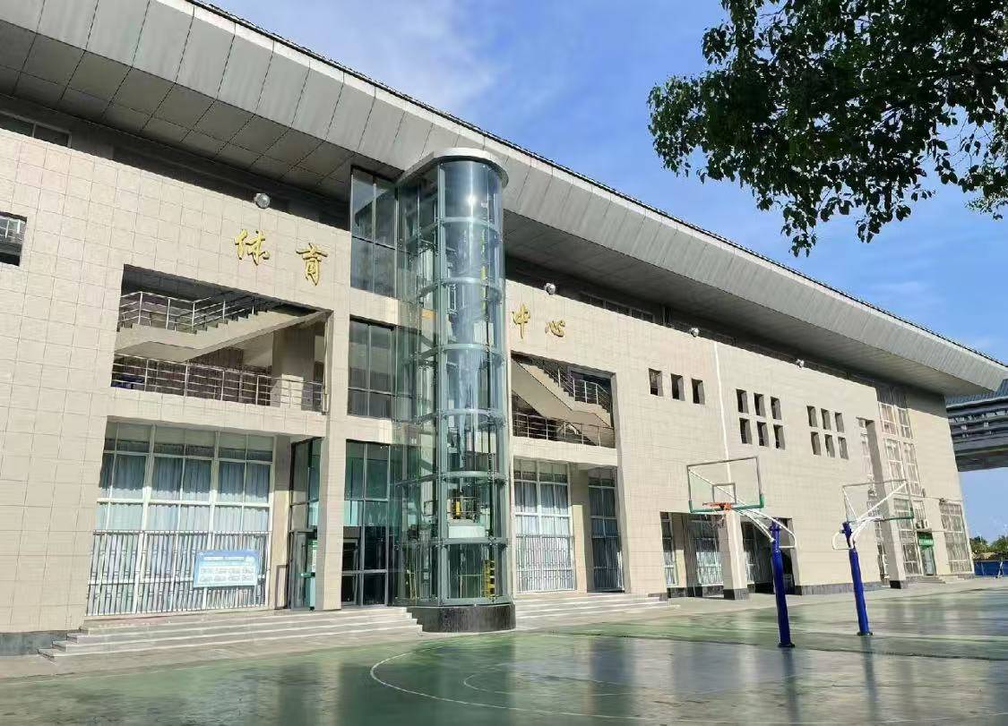 2025年武汉工商学院应用型人才培养特色班（自考本科助学班）官网是哪个？报到当天家长可以陪同吗？自驾车可以进校停放吗？