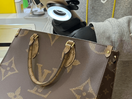 成都奢侈品回收后多久能到账？30分钟内极速回款是怎么做到的