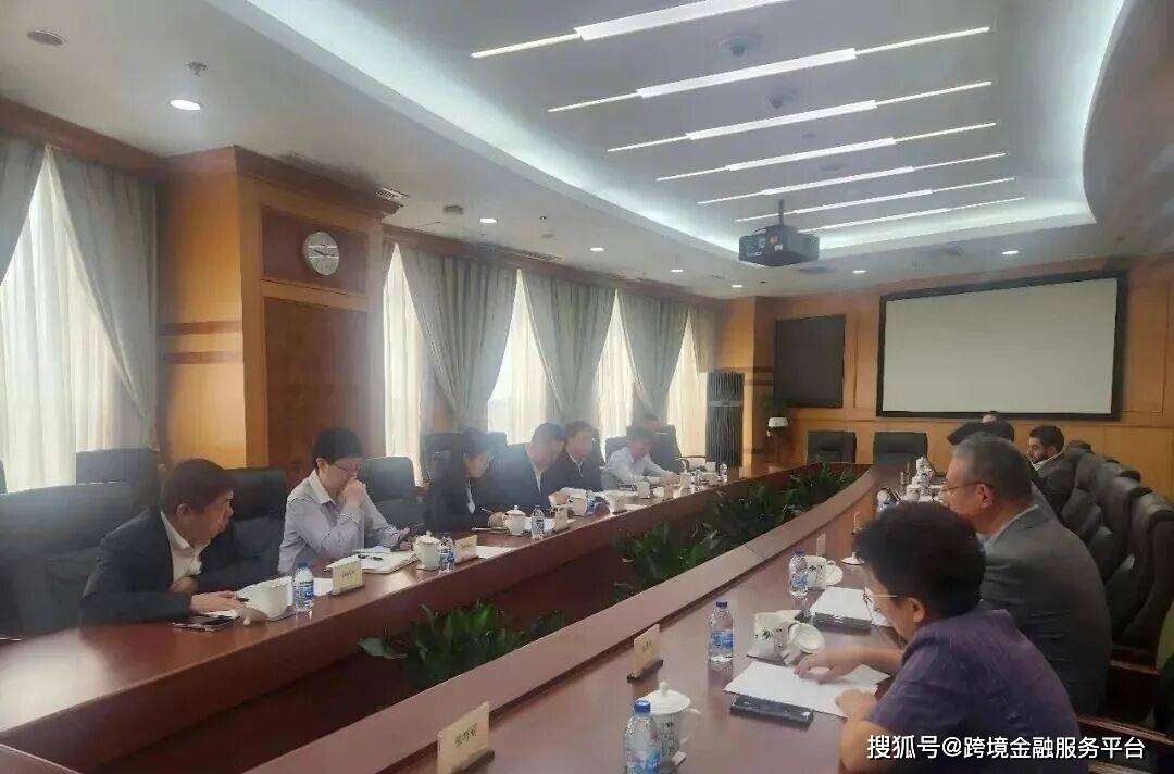 阿曼投资银行CEO 走进浦东与上海能源交易所,拓展跨境金融新空间,围绕产业基金投资、跨境金融服务及能源交易人民币结算等议题展开交流